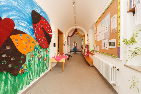 kindergarten-moosen-634ACB0D52-1A32-F1D8-CA6A-E9FF9FE31021.jpg